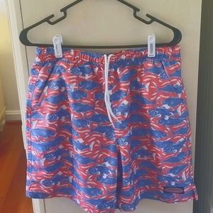 Mens SMALL Vineyard Vines Swim Trunks